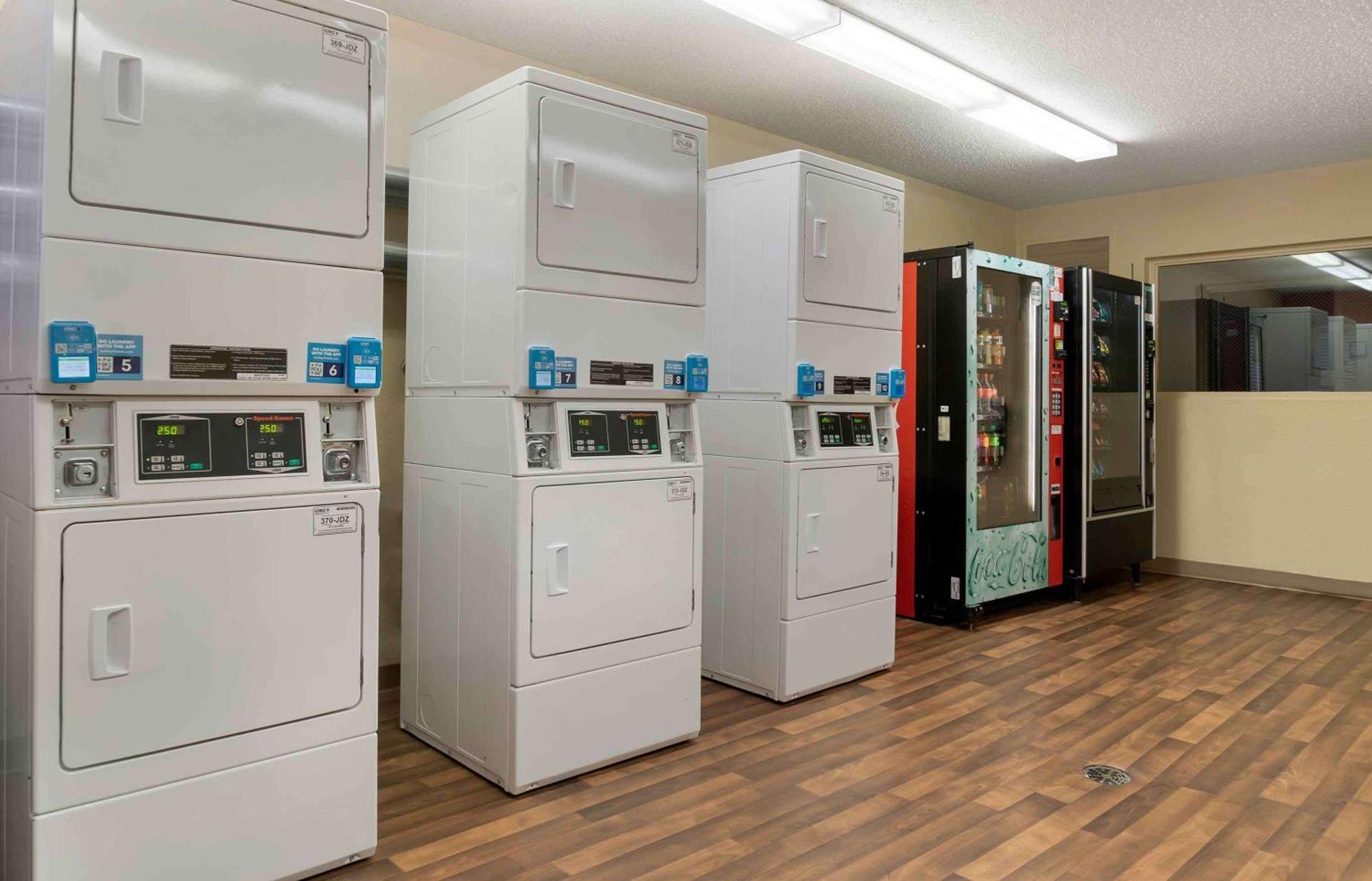 Extended Stay America Suites - Detroit - Madison Heights Zewnętrze zdjęcie