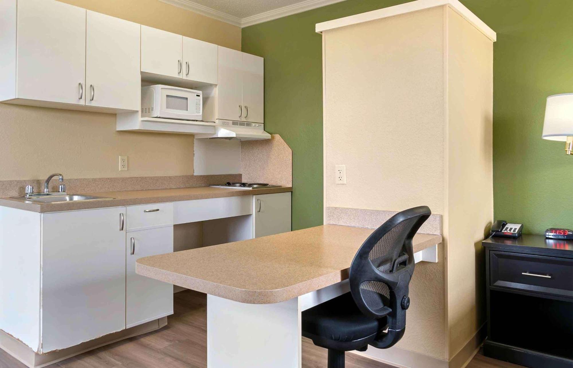 Extended Stay America Suites - Detroit - Madison Heights Zewnętrze zdjęcie