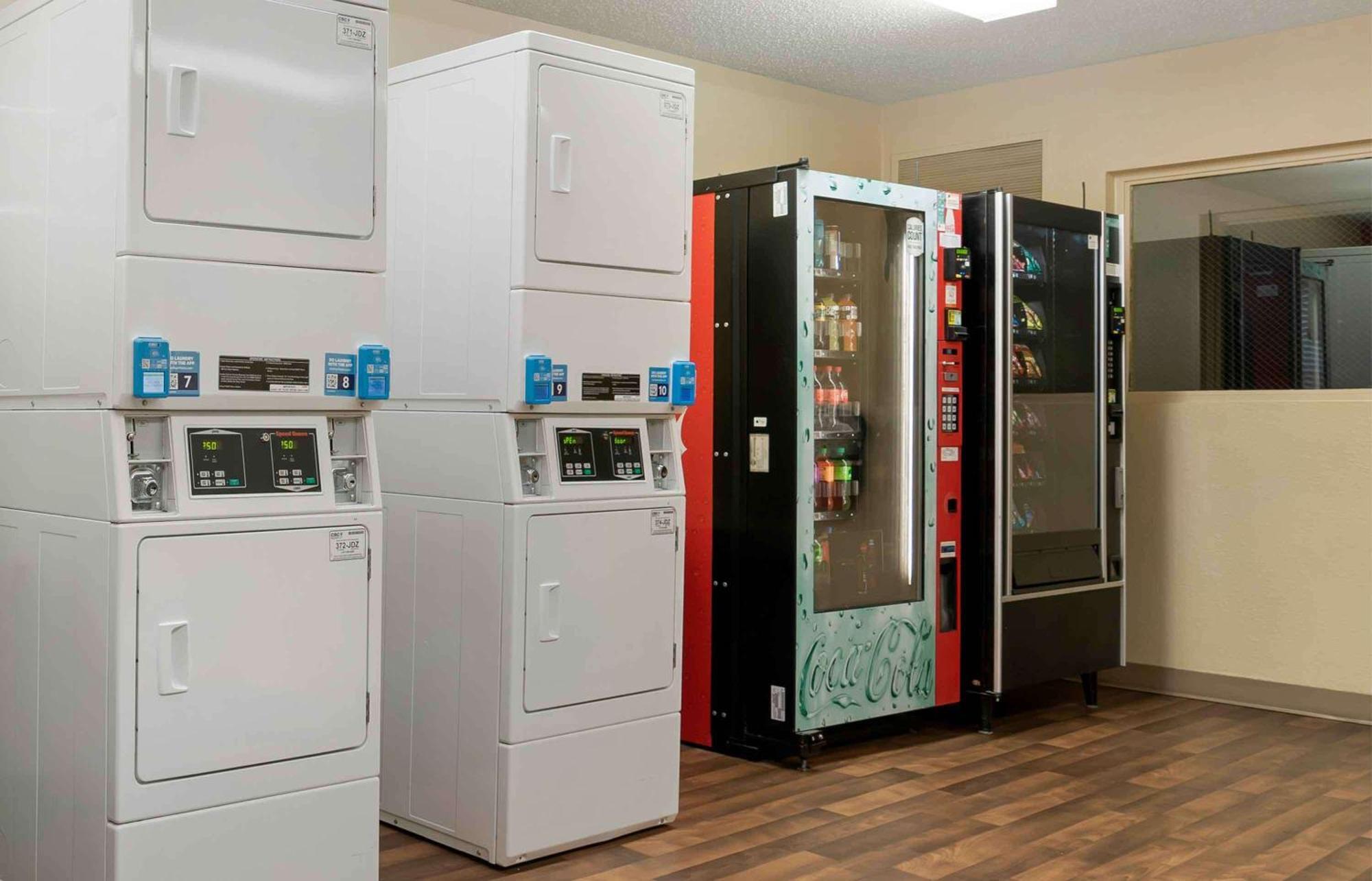 Extended Stay America Suites - Detroit - Madison Heights Zewnętrze zdjęcie