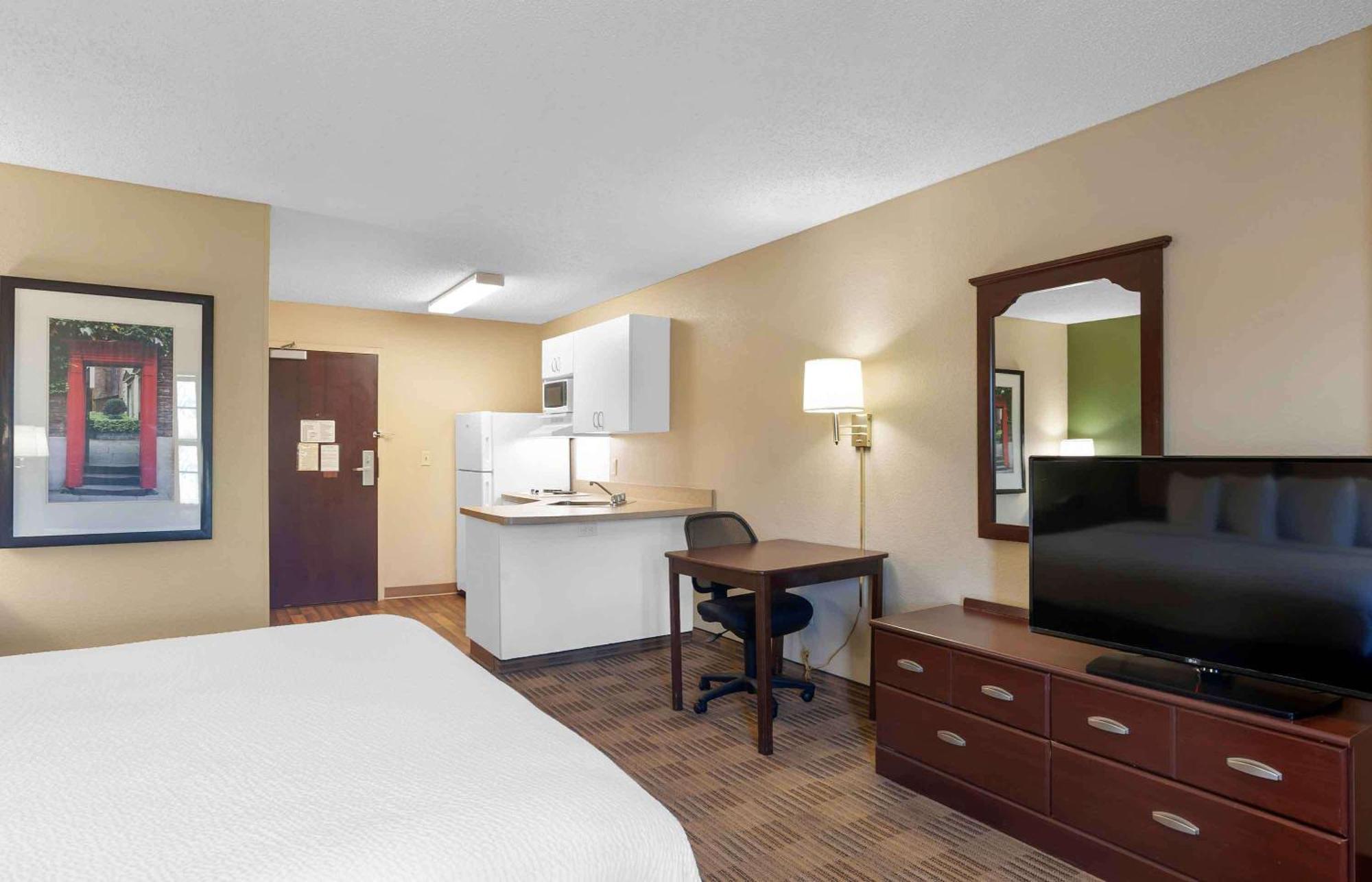 Extended Stay America Suites - Detroit - Madison Heights Zewnętrze zdjęcie